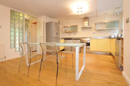 Flat Talbot Road in City of Westminster