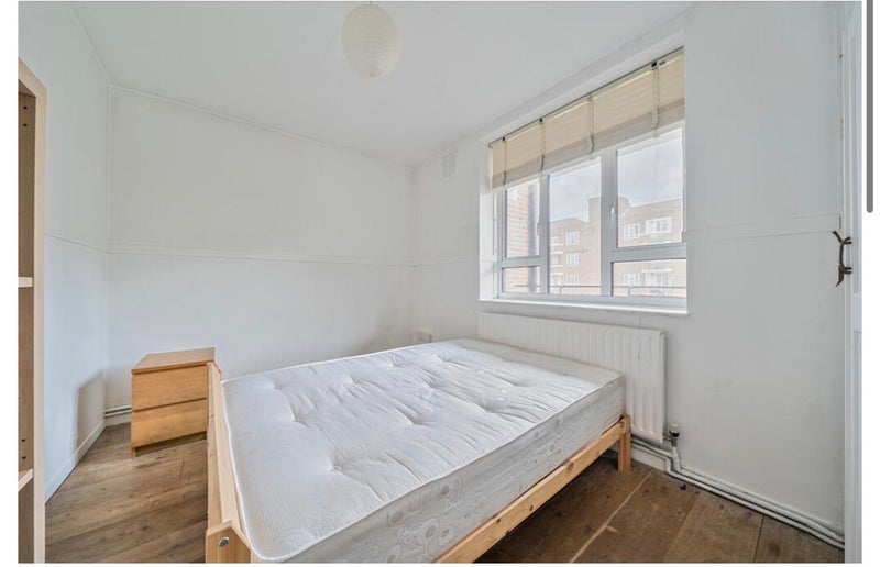 Flat Tyers Terrace in Greater London