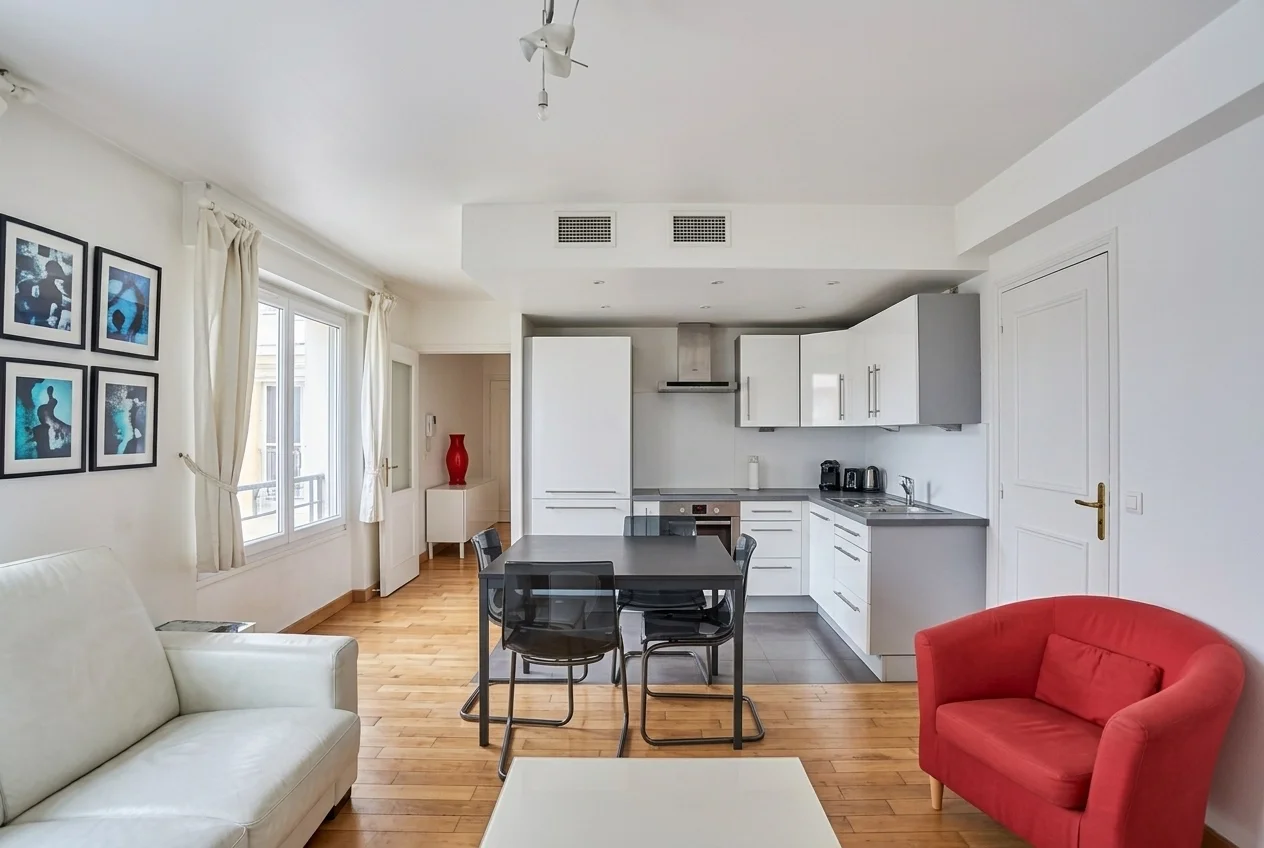 Appartement Rue Copernic à Paris