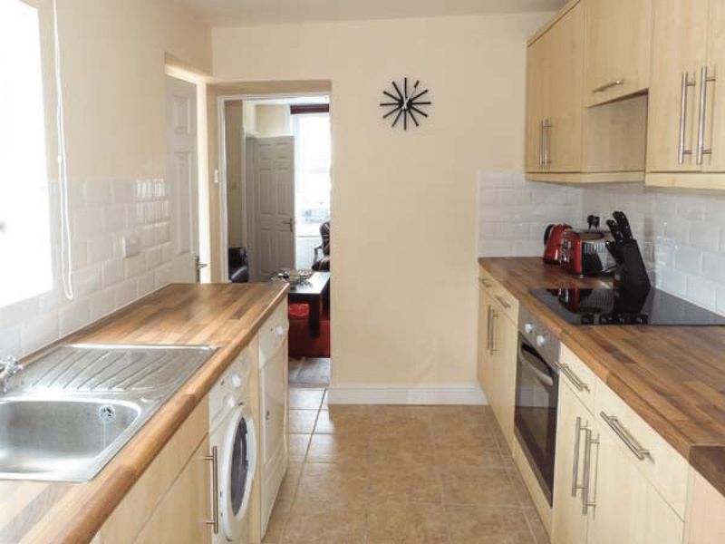Room Oving Road in Chichester