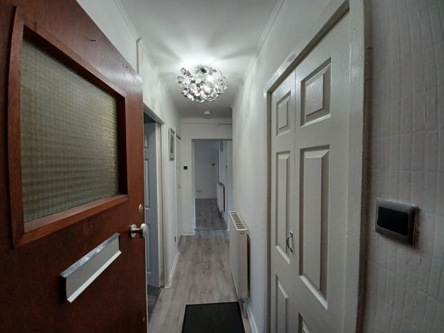 Flat Kildonan Drive in Glasgow