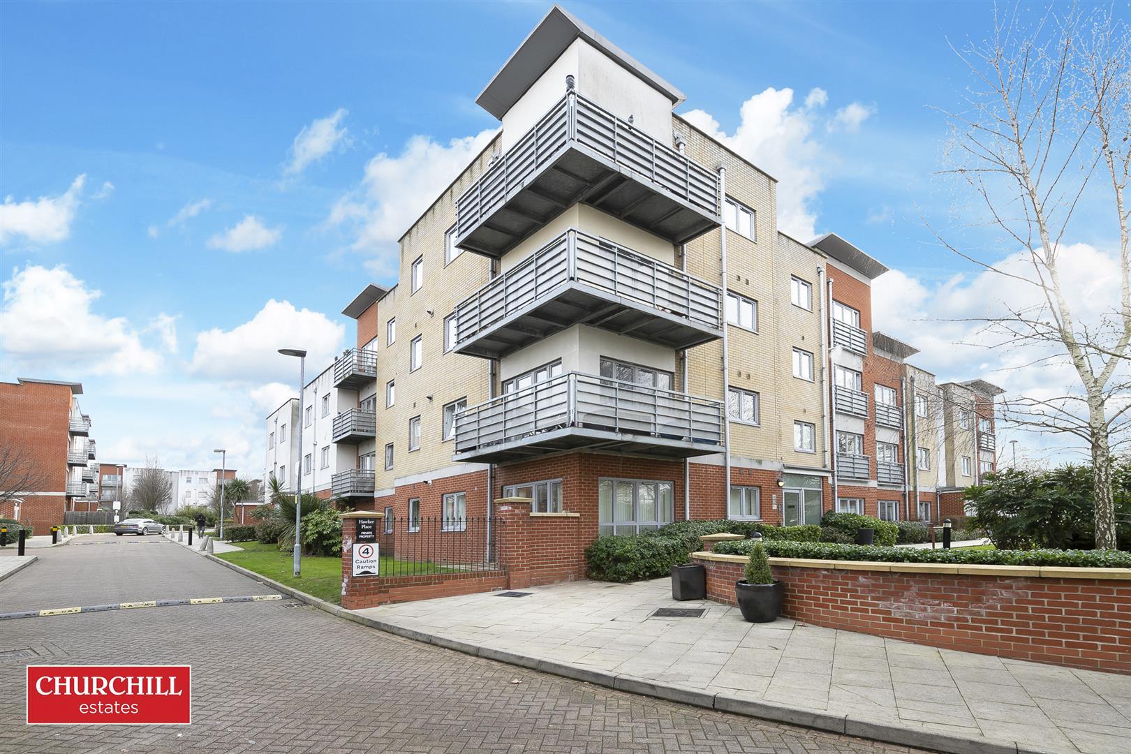 Flat Hawker Place in Greater London