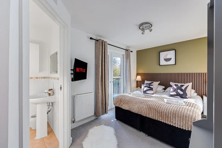 House Hunsbury Chase in Milton Keynes