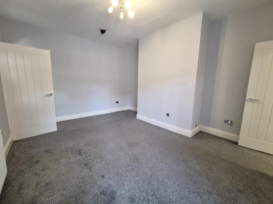Flat Garden Terrace in North Tyneside