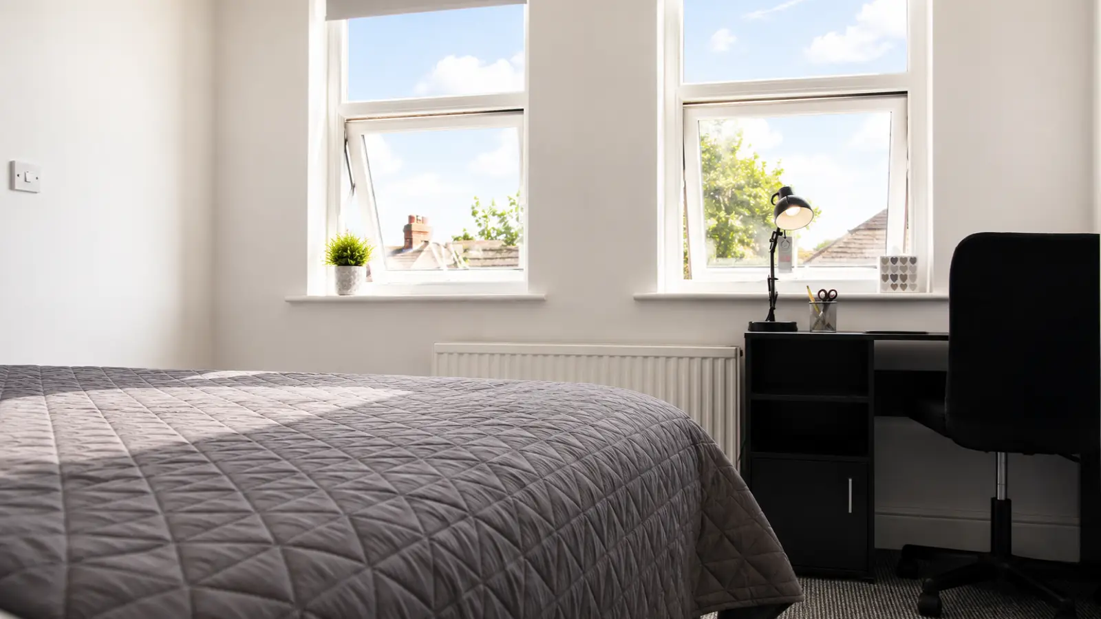 Flat Gabrielle Close in Nottingham