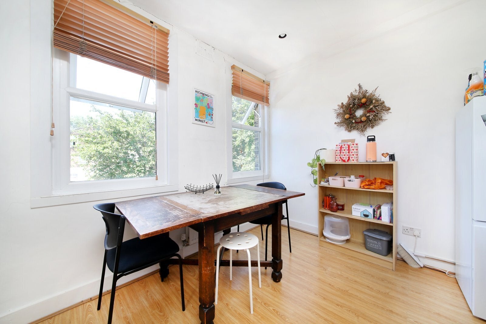 Flat Littlebury Road in Greater London