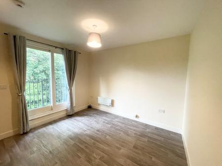 Flat Brantingham Road in Manchester