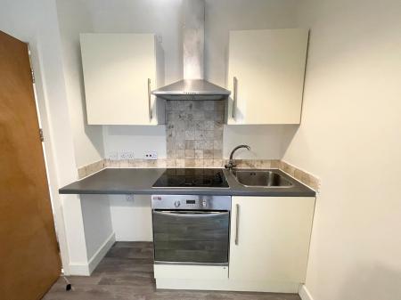 Flat Brantingham Road in Manchester