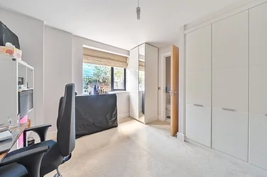 Flat The Broadway in Greater London