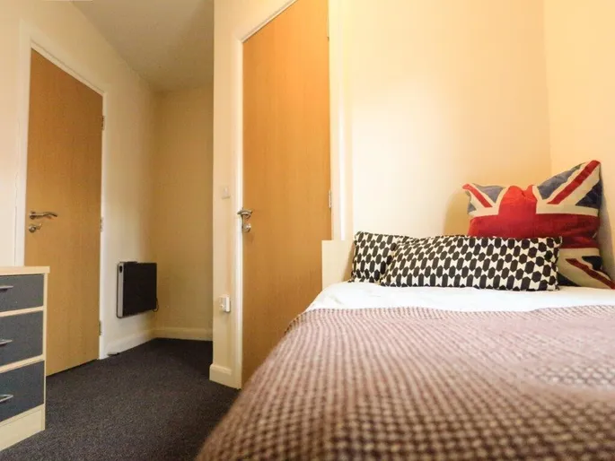 Room Middle Street in Nottingham