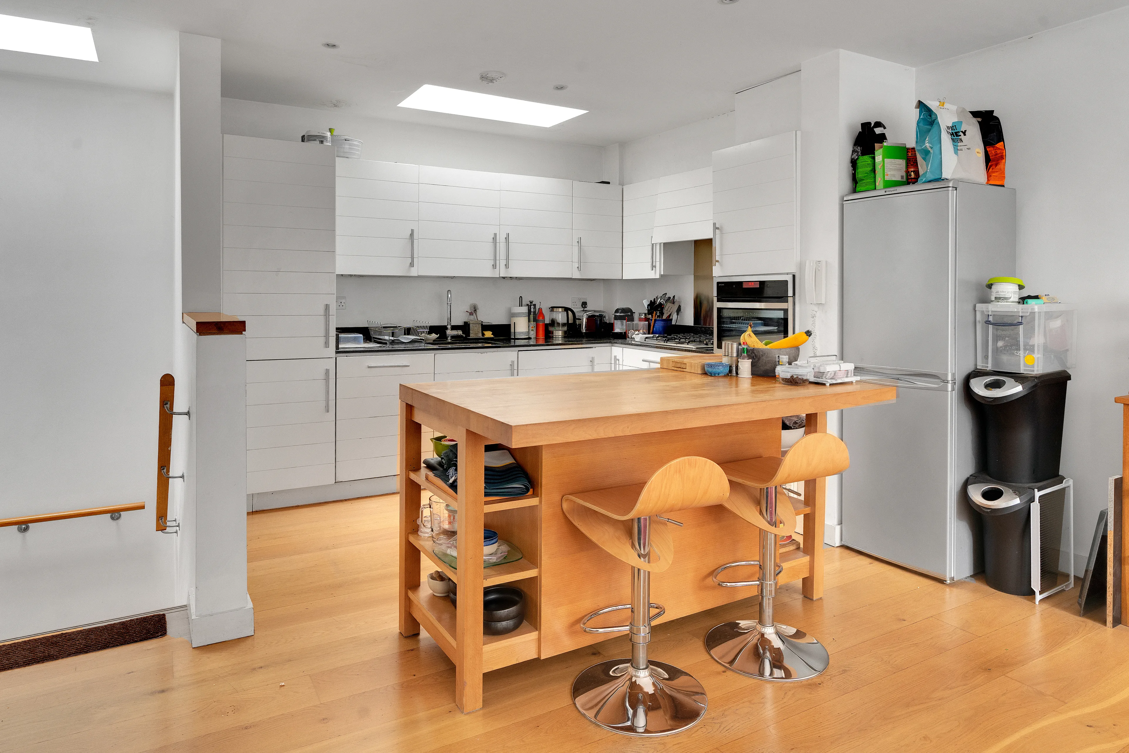 Flat Theberton Street in Greater London