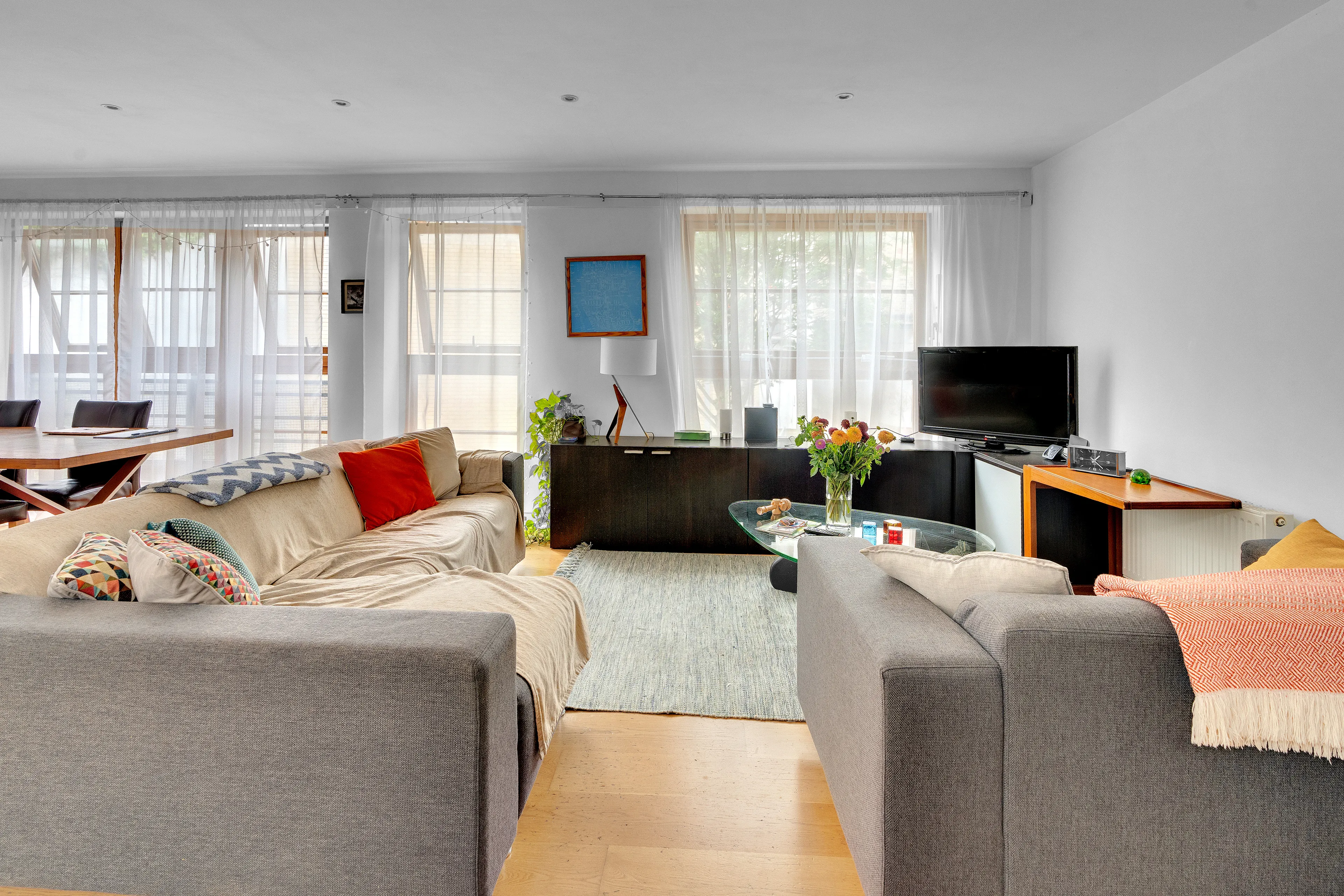 Flat Theberton Street in Greater London