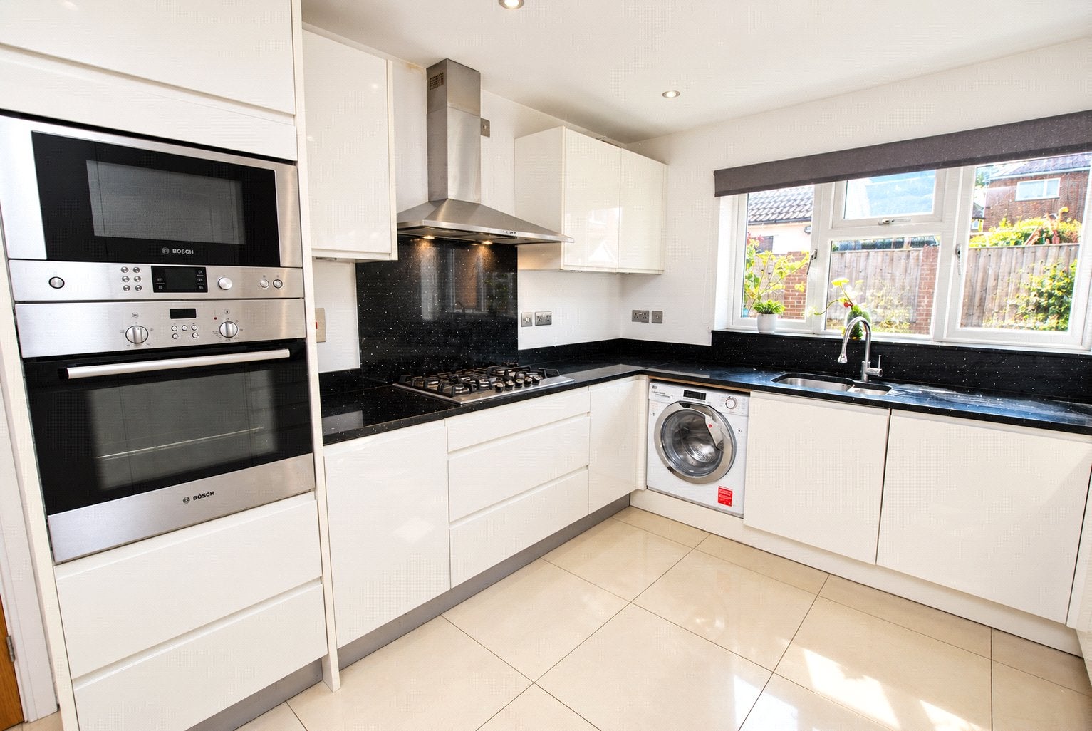 House Samson Close in Rushmoor