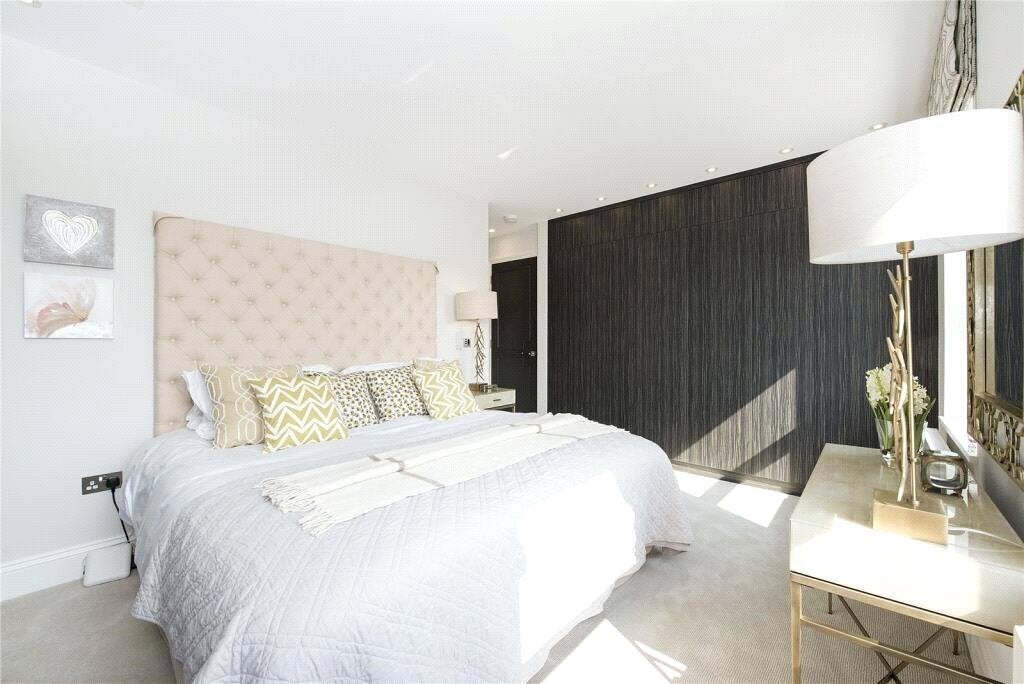 Flat Arkwright Road in Greater London