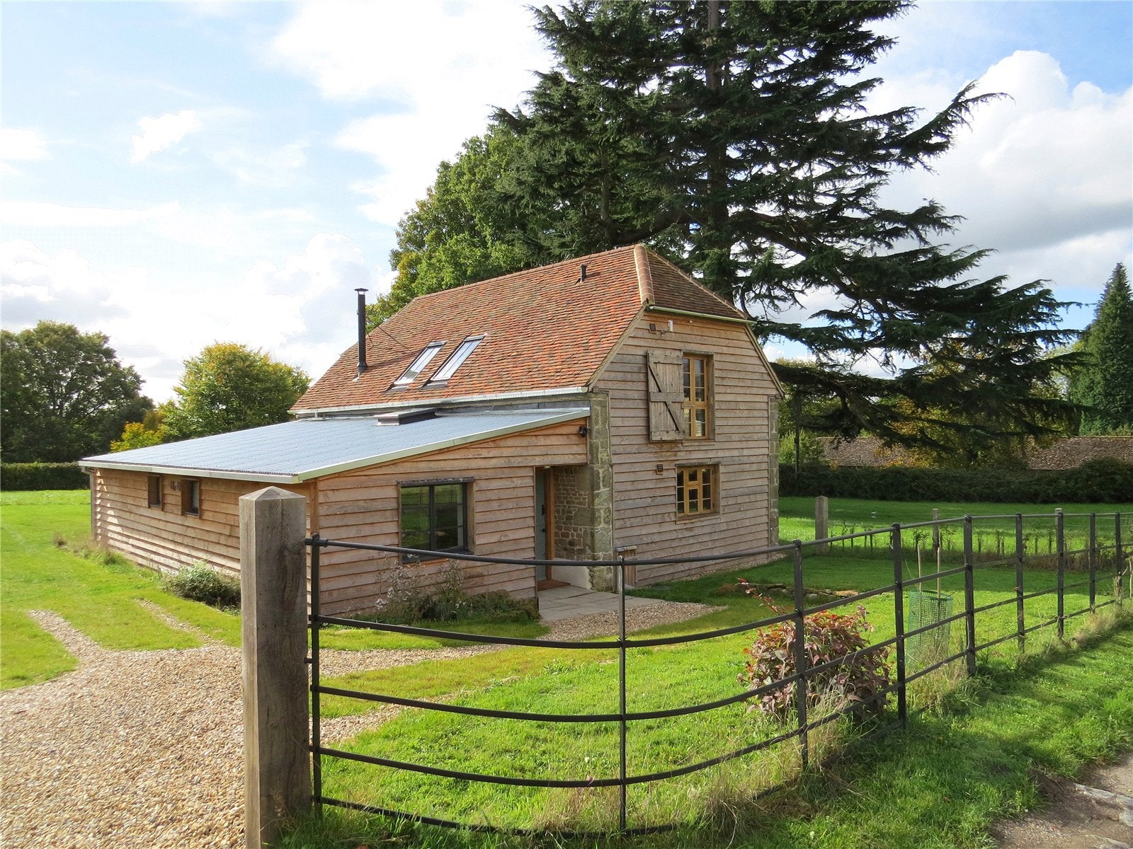 House Stedham to Midhurst cycle path in Chichester