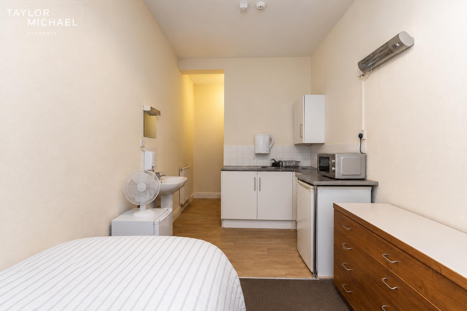 Room Dorset Gardens in Brighton