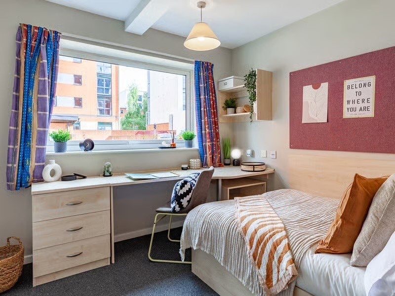 Room Boston Street in Sheffield