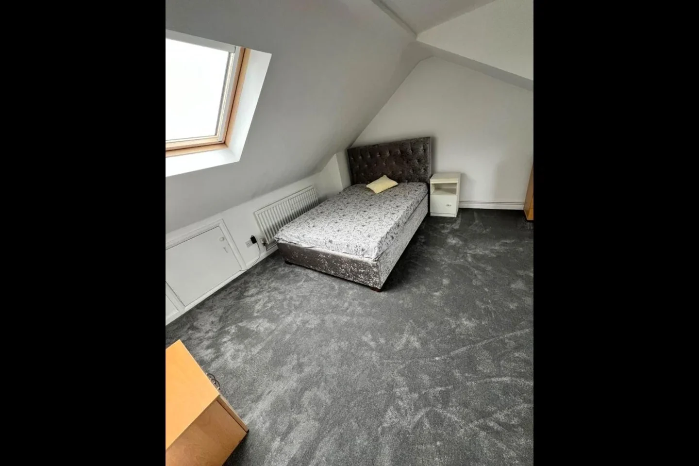Room Melfort Road in Greater London