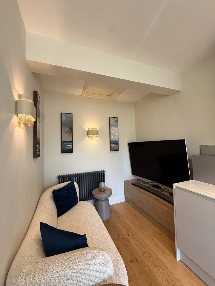 Flat Westbourne Park Road in Greater London