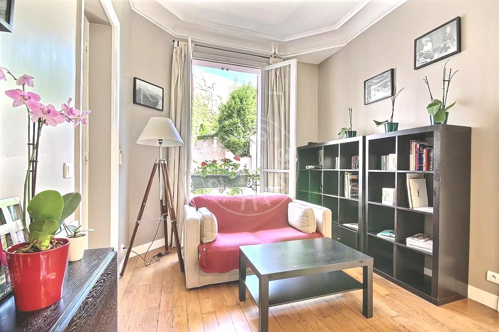 Appartement Rue Léo Delibes à Paris