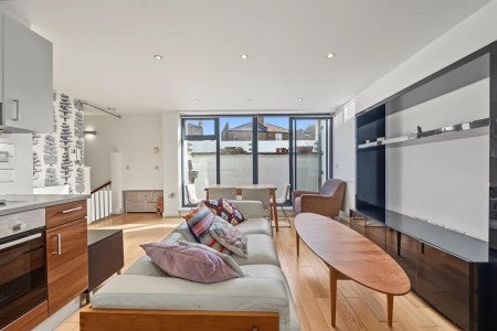 Flat Mildmay Grove North in Greater London