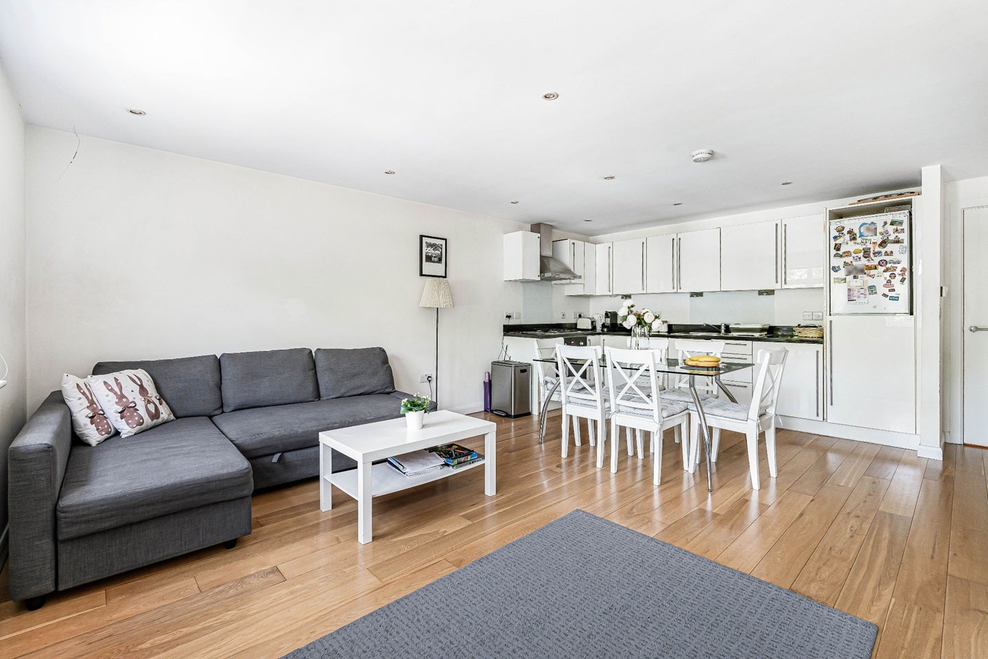 Flat Ealing Green in Greater London
