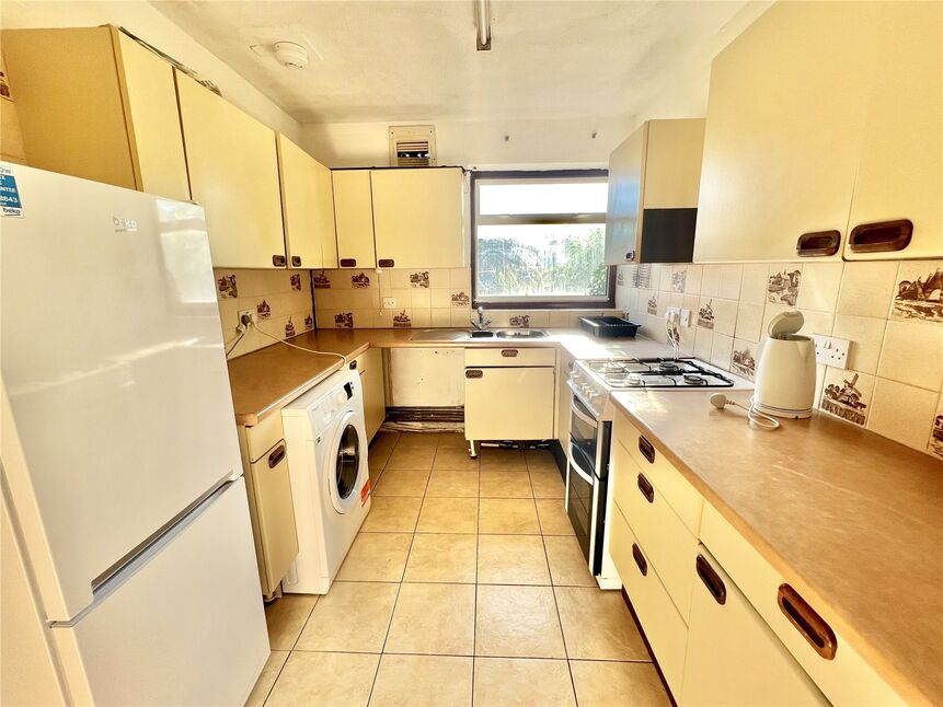 House Sandhurst Close in Canterbury