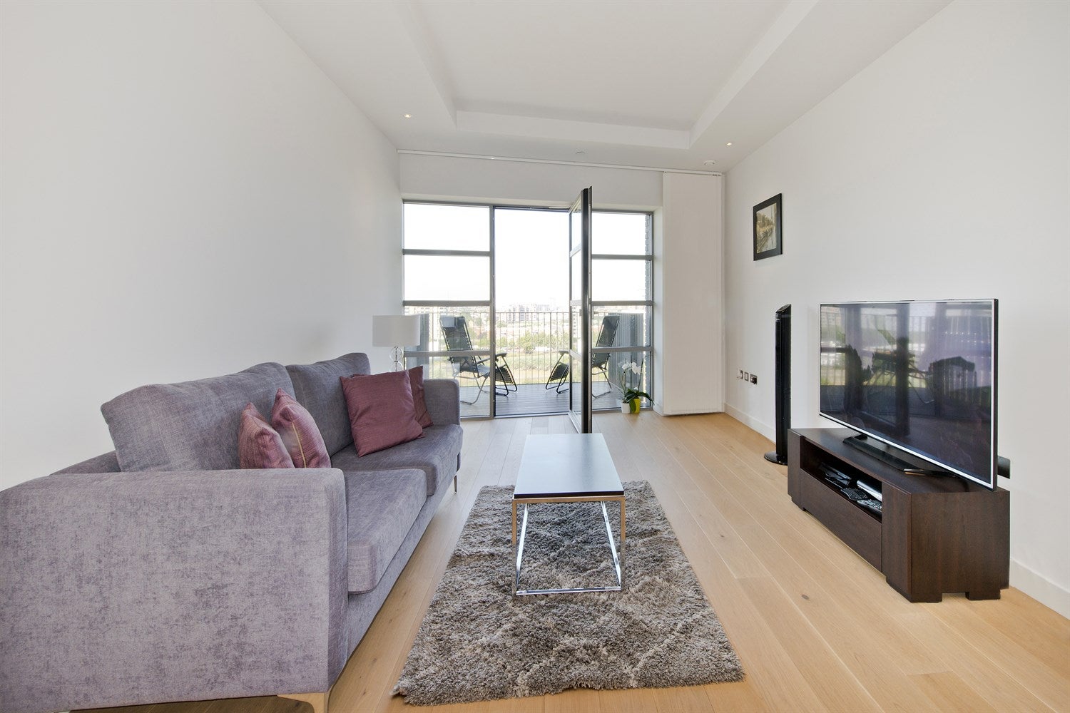 Flat Hope Street in Greater London