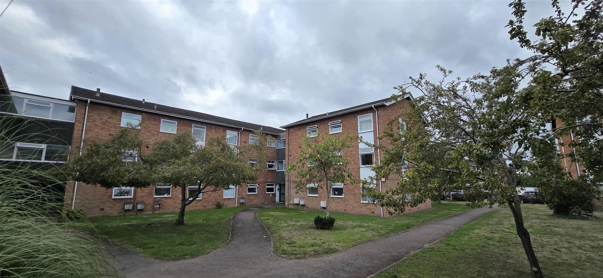 Flat Caroline Court in Reading