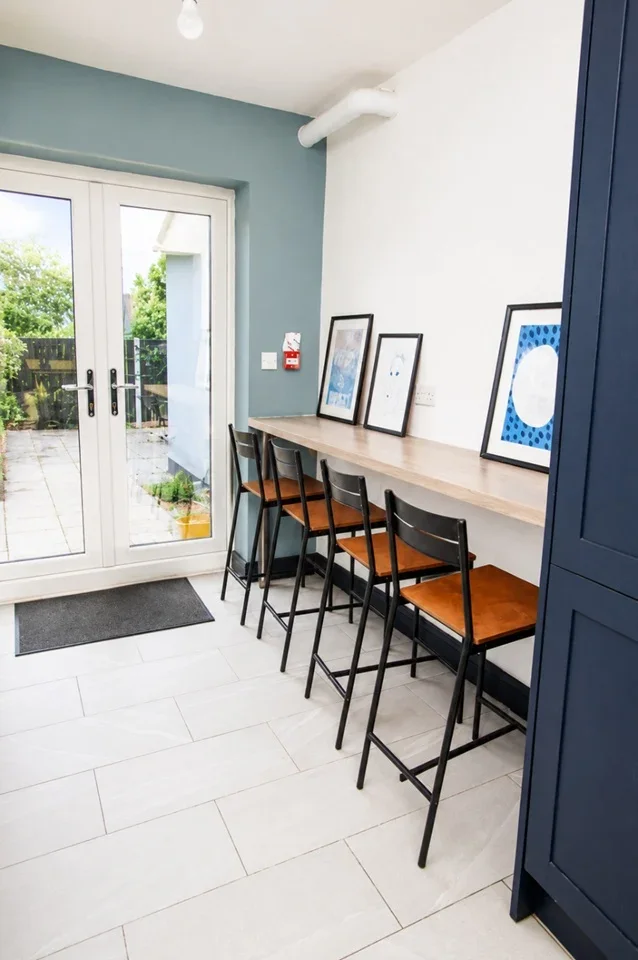 Room Warland Road in Greater London