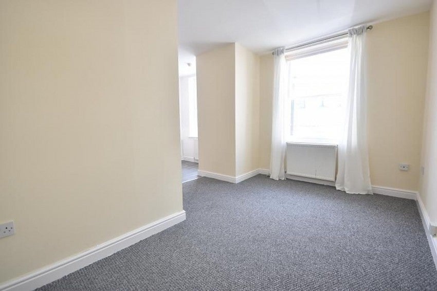 Flat Havelock Road in St Leonards