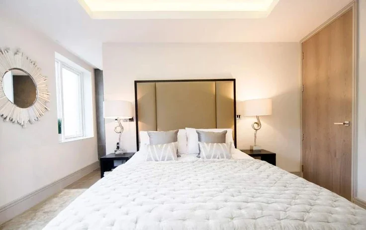 Flat Cecil Grove in Greater London