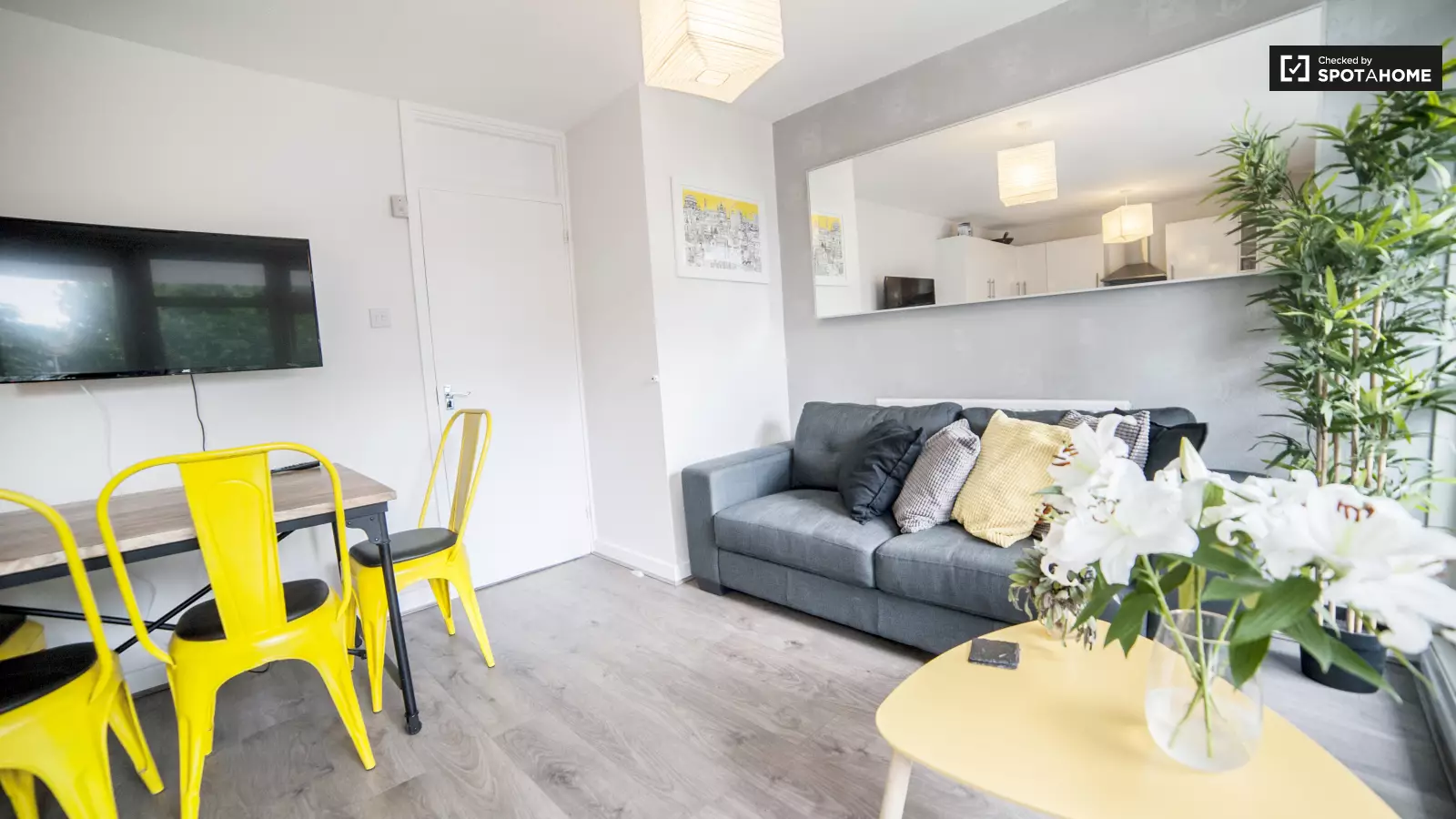 Room Gough Walk in Greater London