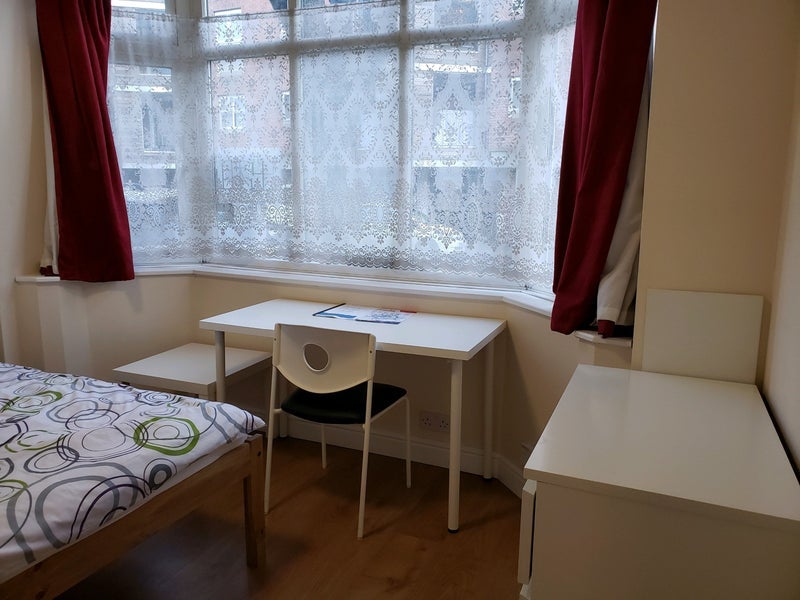 Room Friars' Road in Coventry