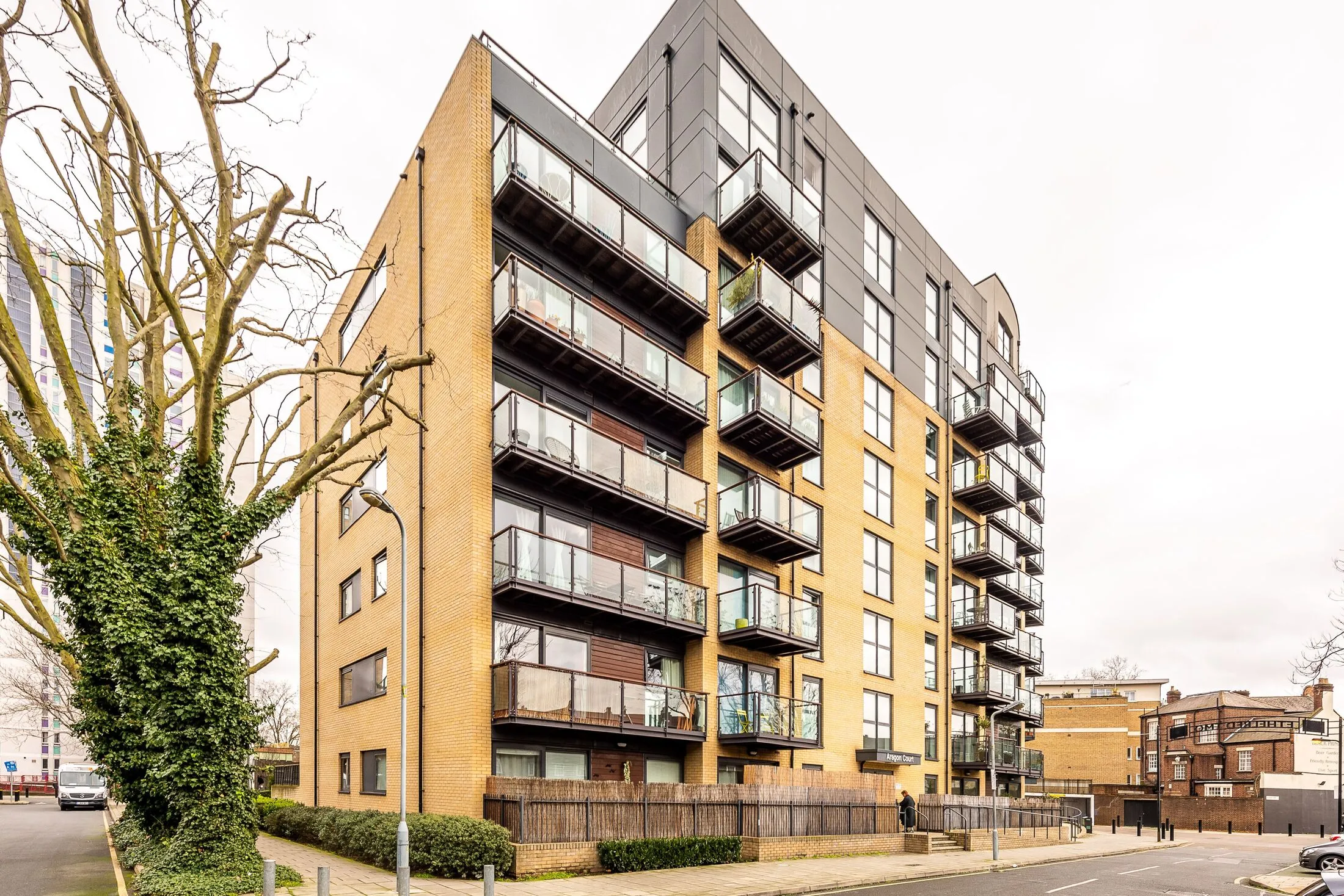 Flat Hotspur Street in Greater London