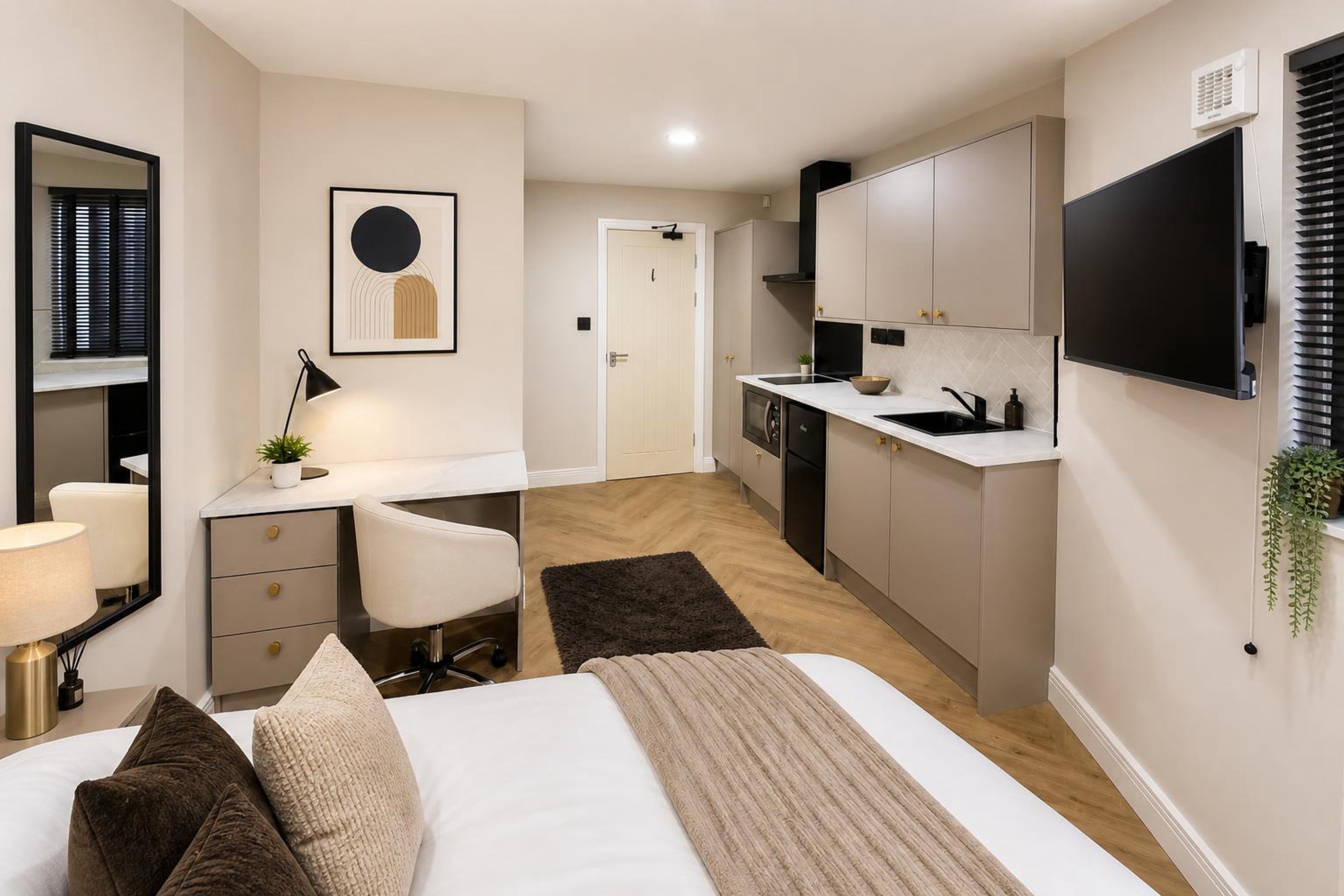 Room Raddlebarn Road in Birmingham