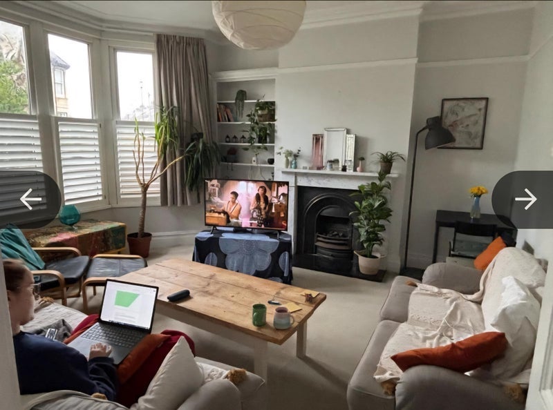 Room Nevil Road in Bristol