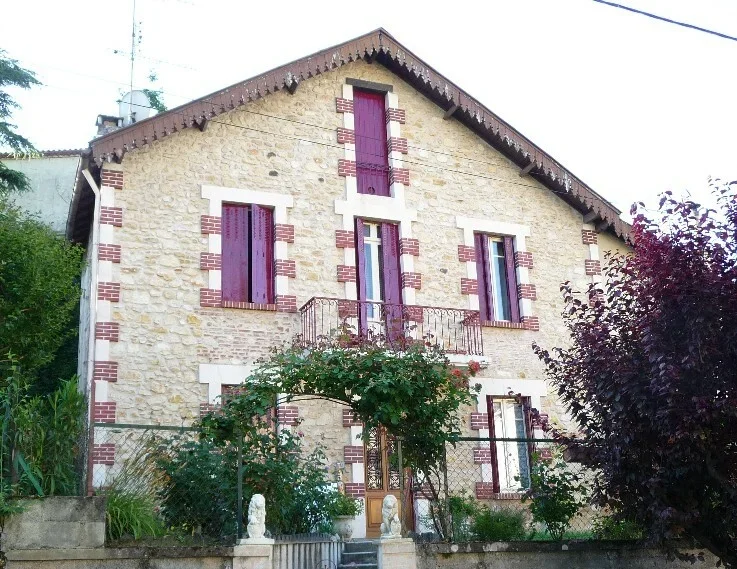 Room Rue de la Gare in Fumel