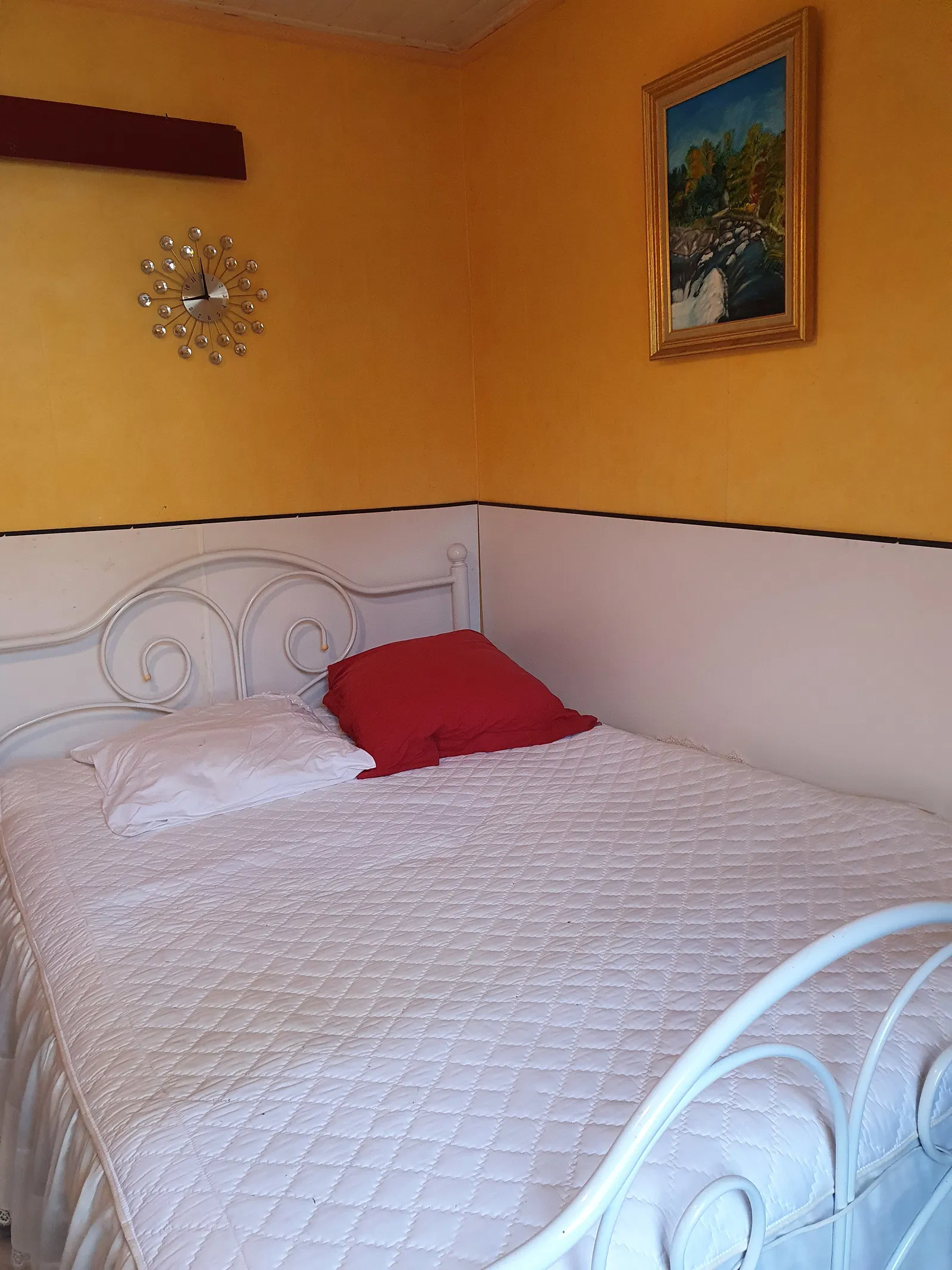 Room Rue de la Gare in Fumel