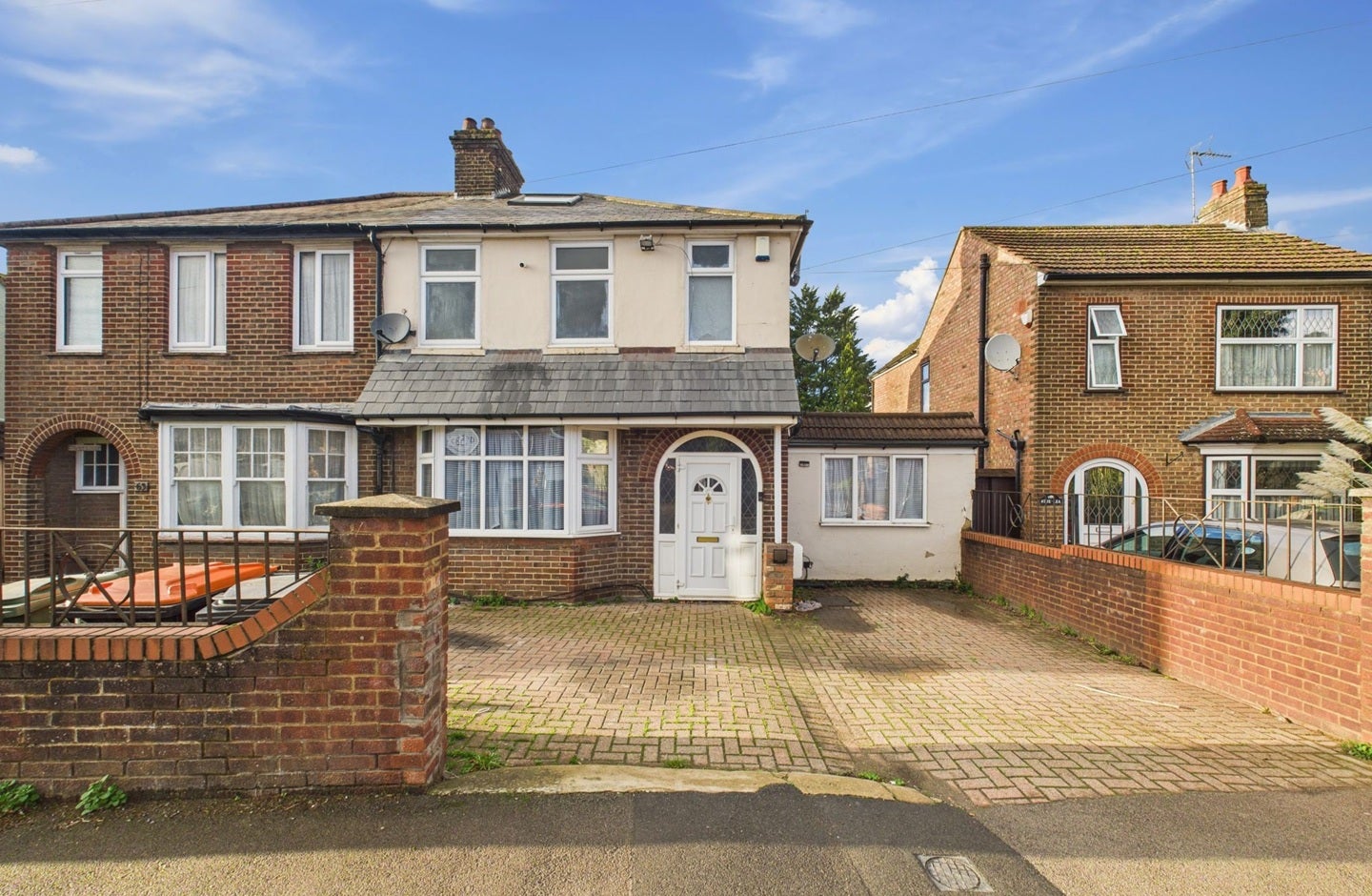 House Houghton Road in Dunstable