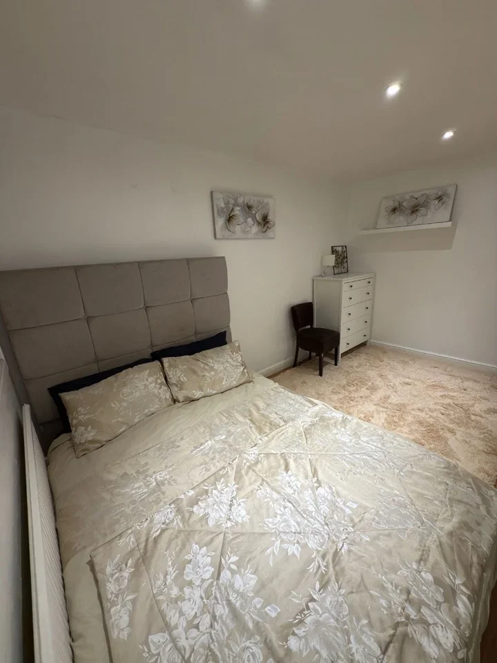 Room Doria Drive in Gravesham