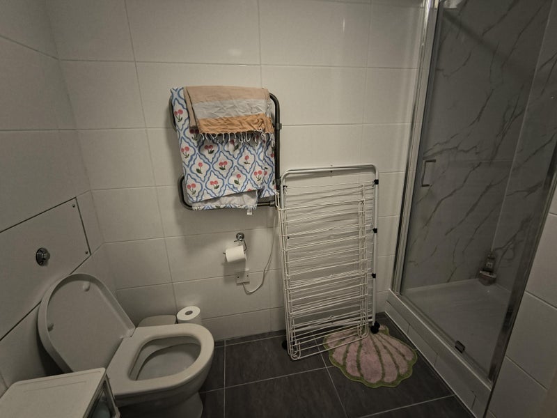 Room Holloway Road in Greater London