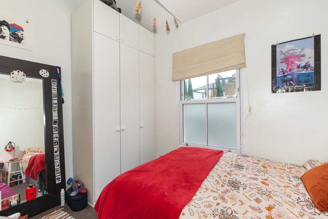 Flat Chantrey Road in Greater London
