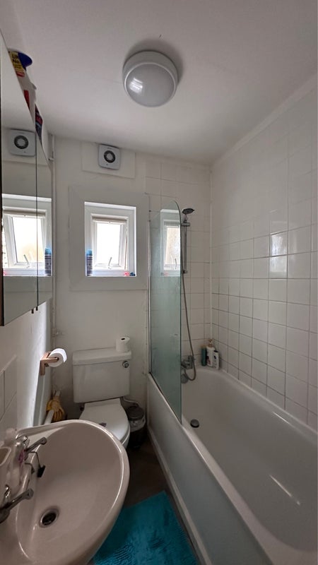 Room Danehurst Street in Greater London