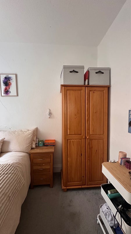 Room Danehurst Street in Greater London