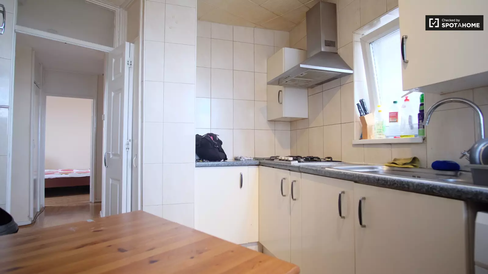 Flat Samuel Street in Greater London