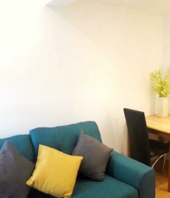 Flat Brighton Grove in Manchester
