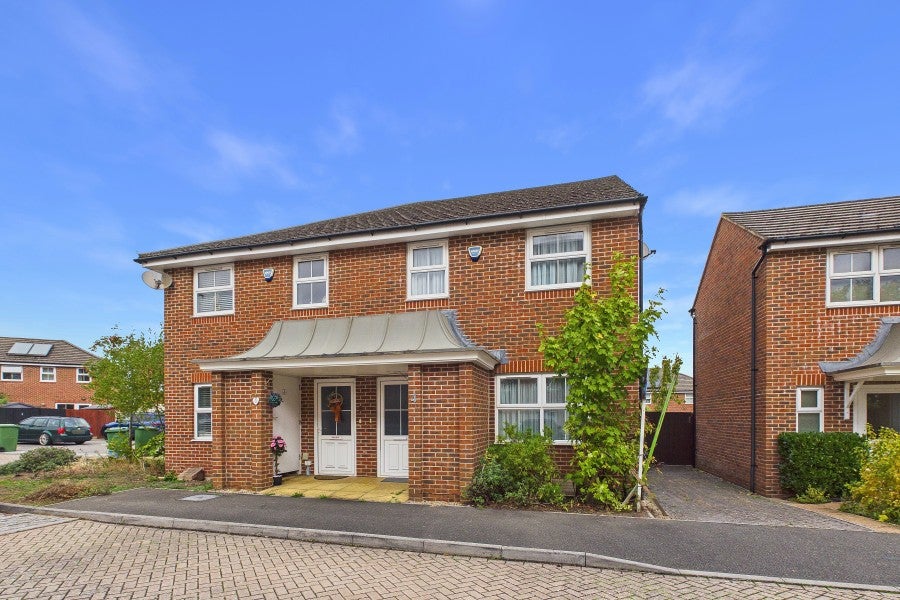 House Honington Mews in Rushmoor
