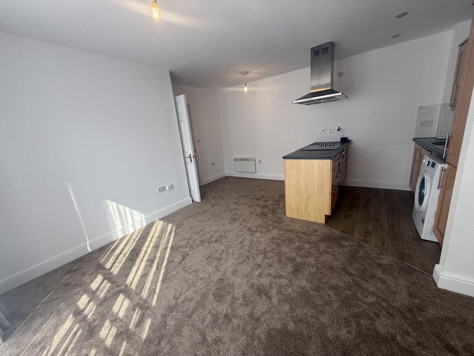 Flat Sovereign Place in Greater London