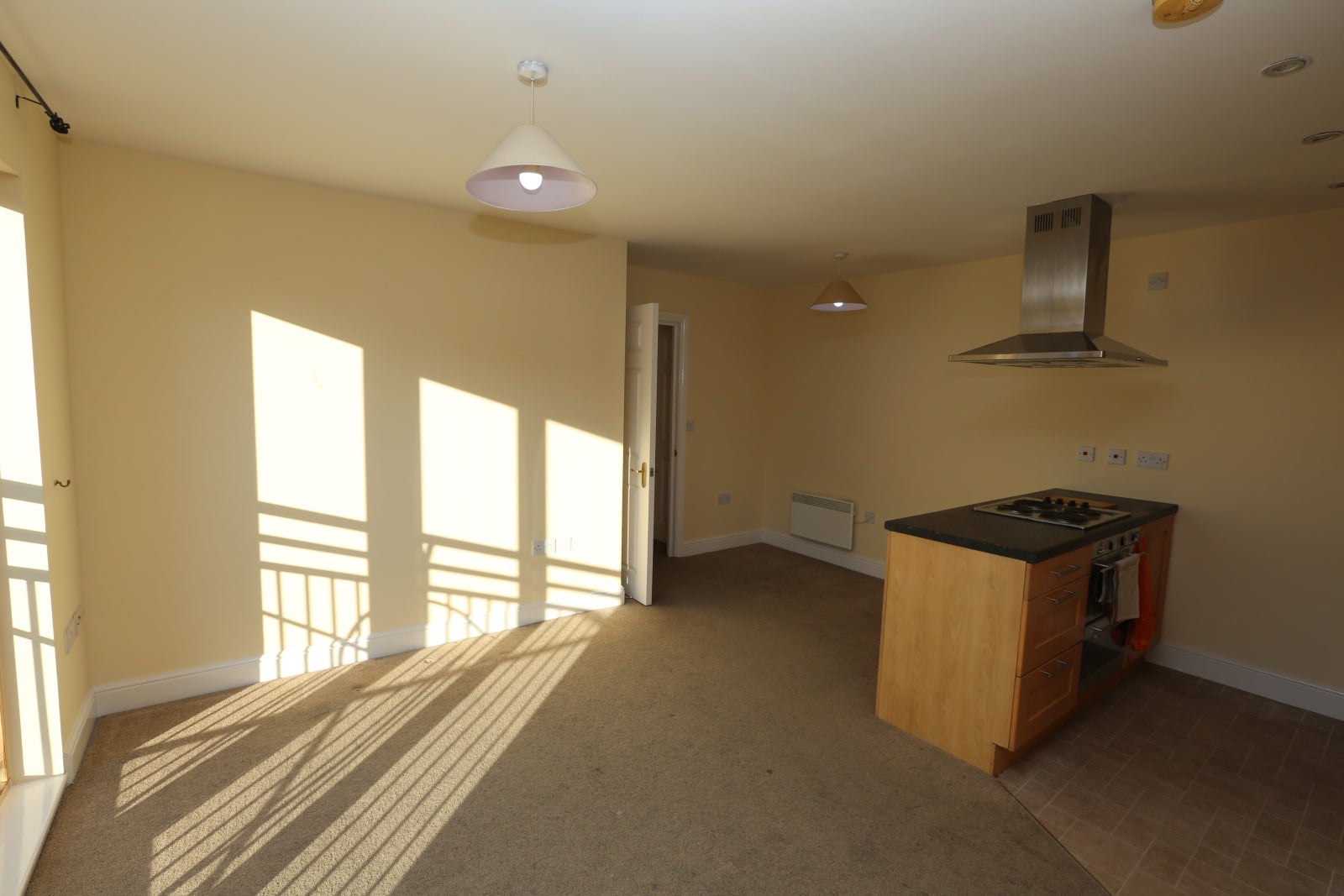 Flat Sovereign Place in Greater London